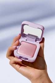 Blush compact